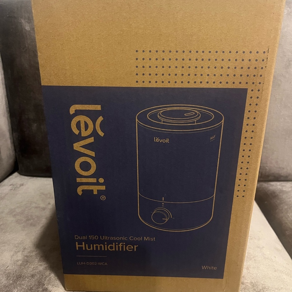 White Levoit 3L Ultrasonic Cool Mist Humidifier